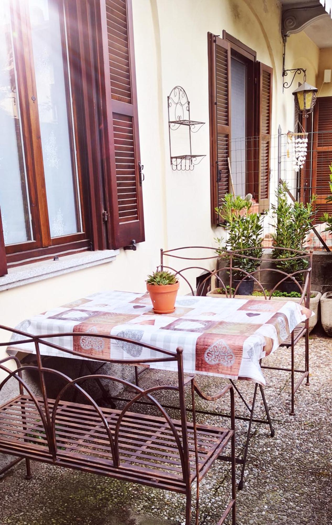 Residenza Esse Villa Angera Exterior photo